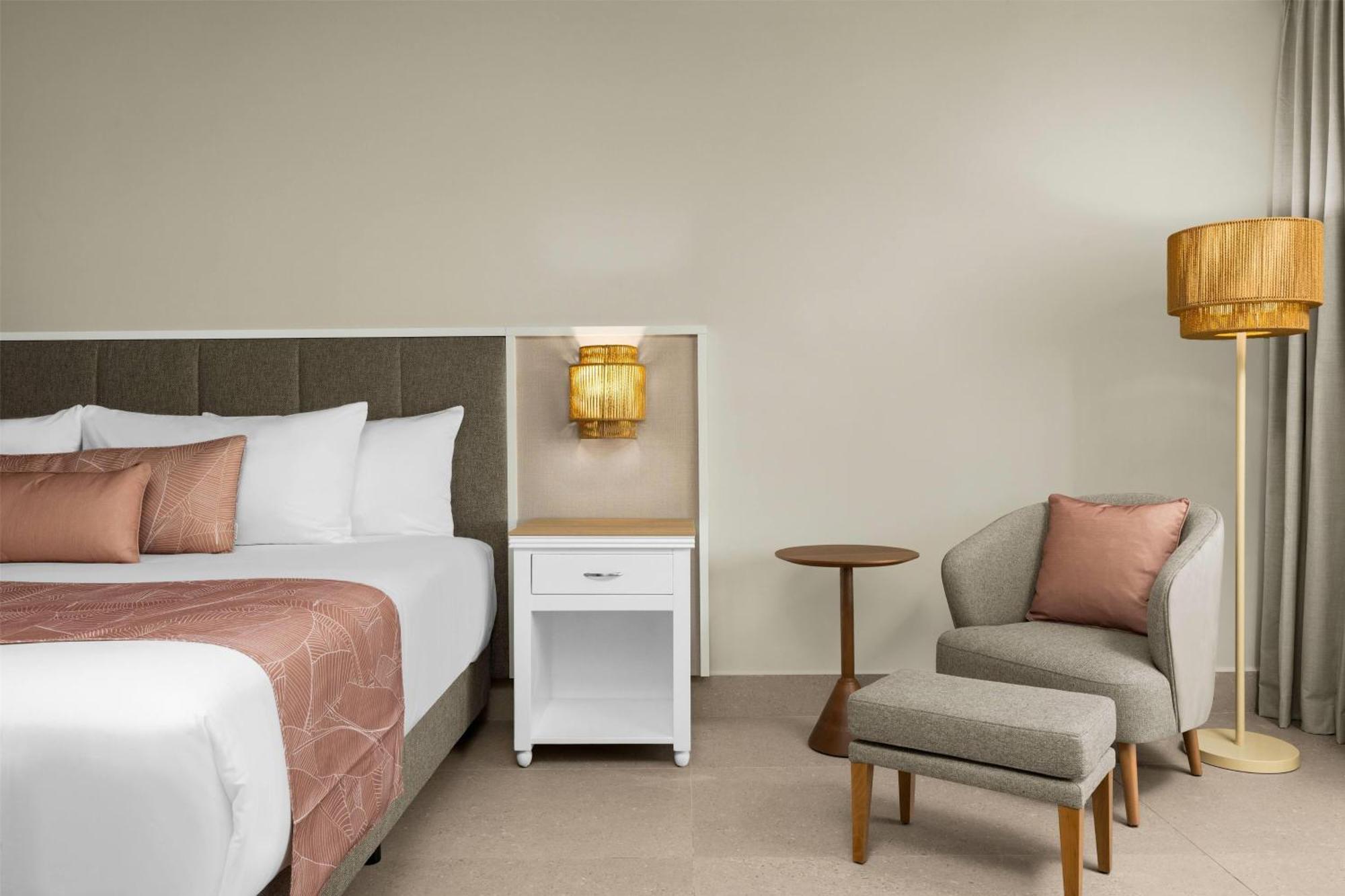 Wyndham Alltra Resort